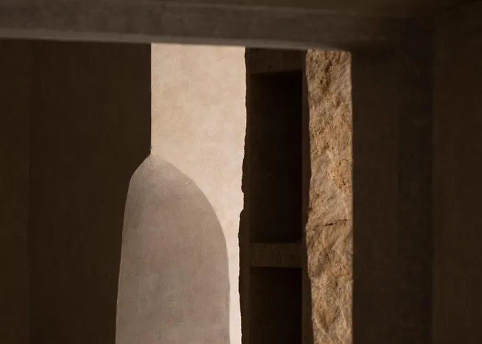 Nomos Hotel 5*