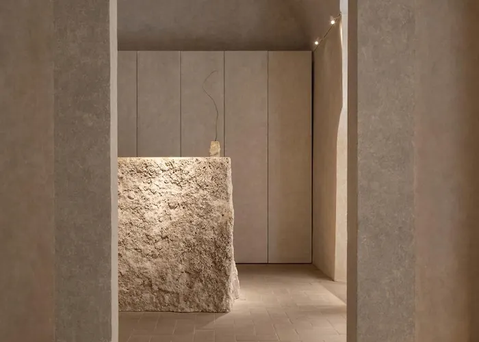 Hotel Nomos 5*